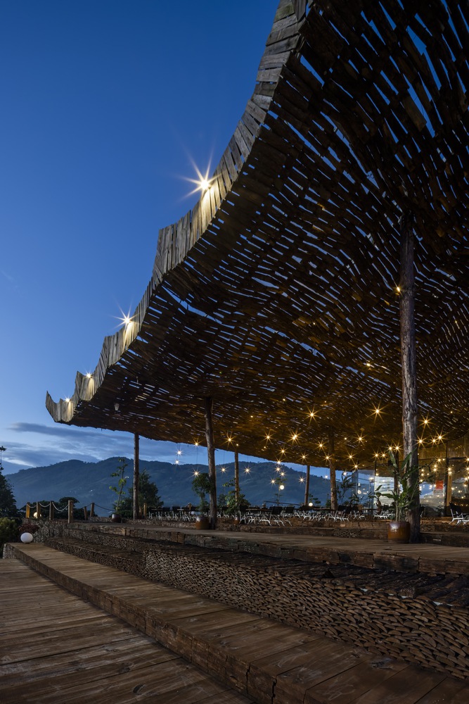 融入自然的宁静咖啡馆丨越南丨The Bloom-50