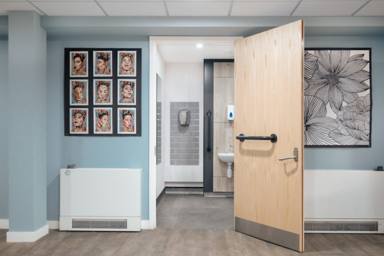 Sir William Borlase’s Grammar School – Washrooms - Envoplan-13