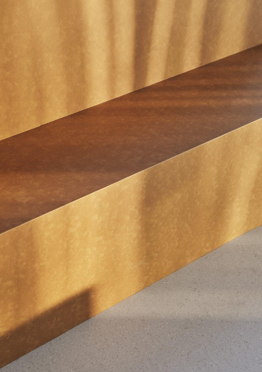 雪顶 | 北欧冬季风光的室内设计演绎-6