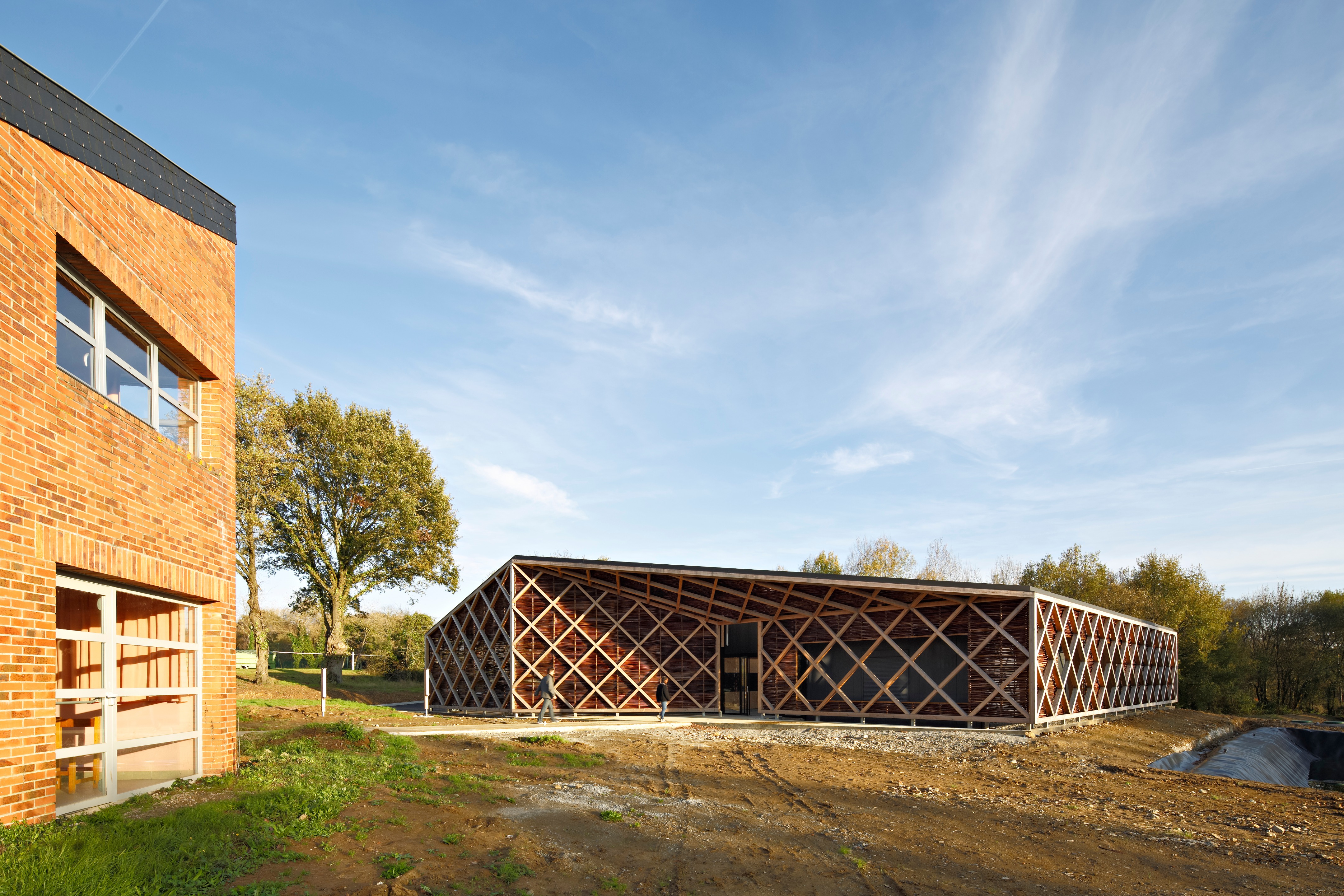 校园绿意 · 蔬菜加工车间与教学结合的设计-60