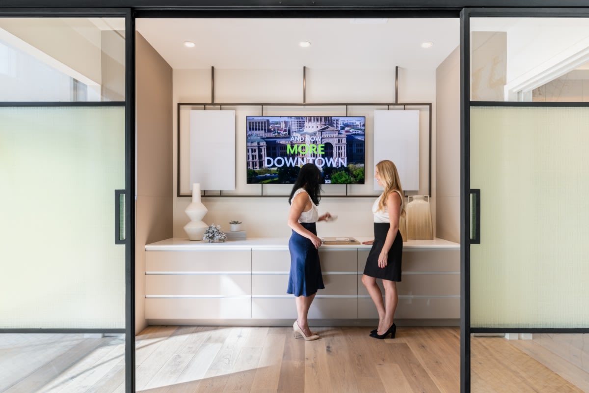 奥斯汀的莫尔兰房地产办公室丨美国奥斯汀丨Britt Design Group-13