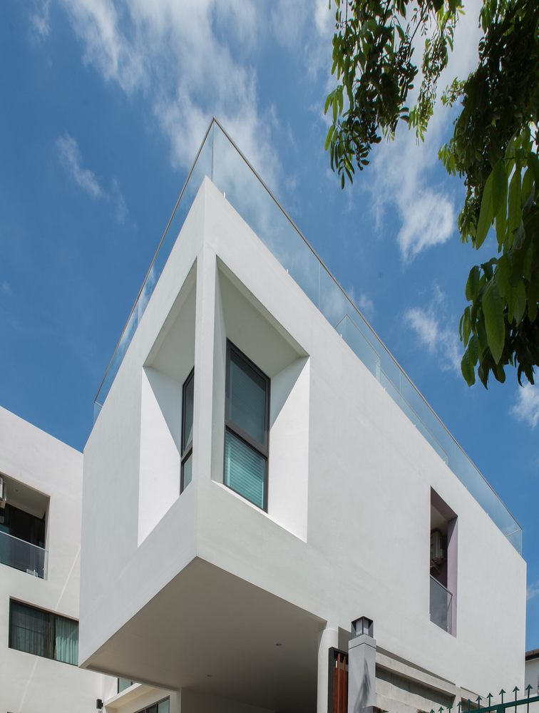 Sukhumvit 50 House   DFAP Architect-29