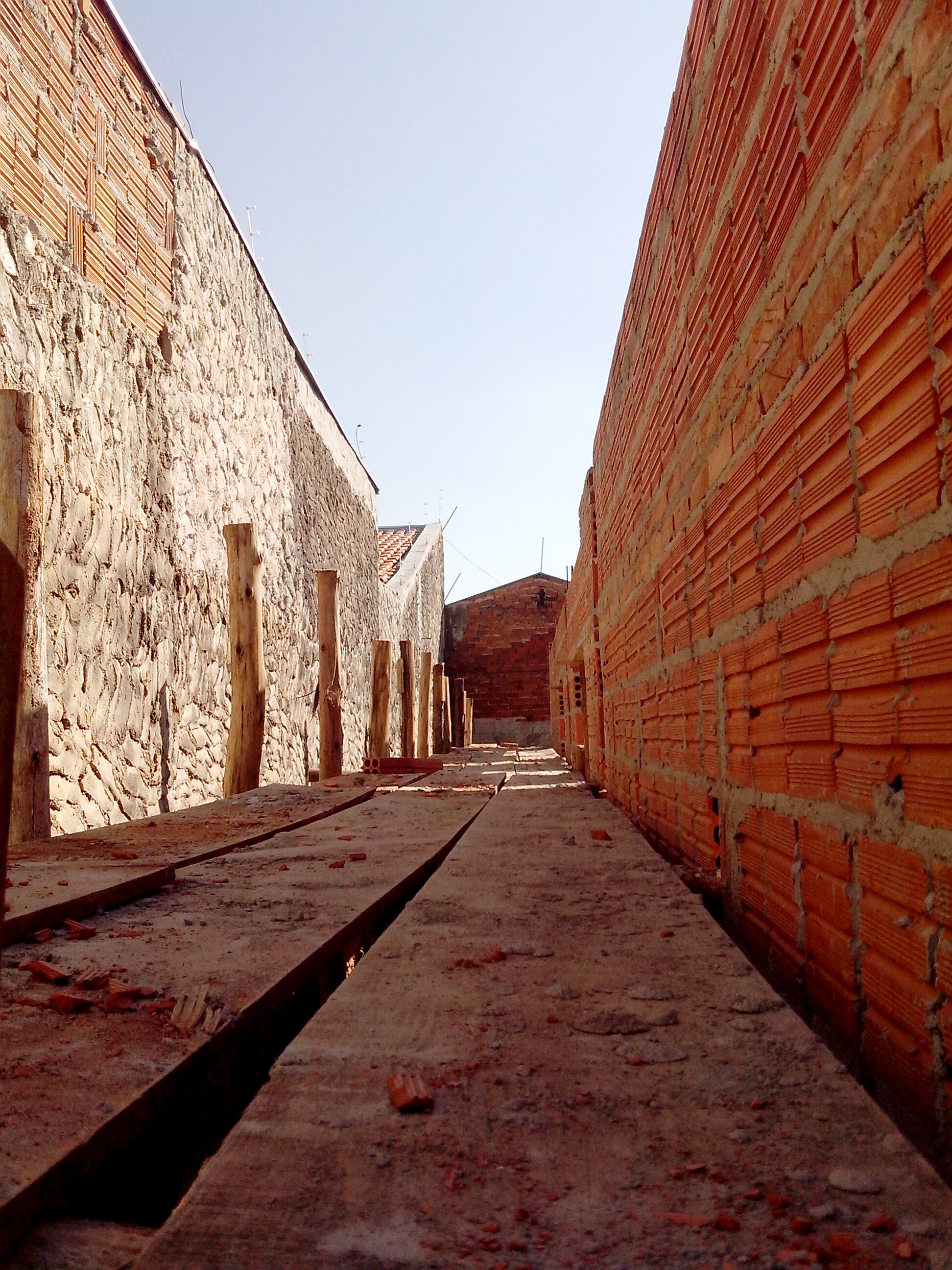 巴西普通社区里的豪华住宅设计-33