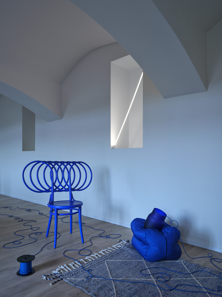 尊重原貌现代复兴为庭院式画廊注入活力的公寓楼设计丨意大利布拉丨戈者设计,Plus One Architects工作室-13