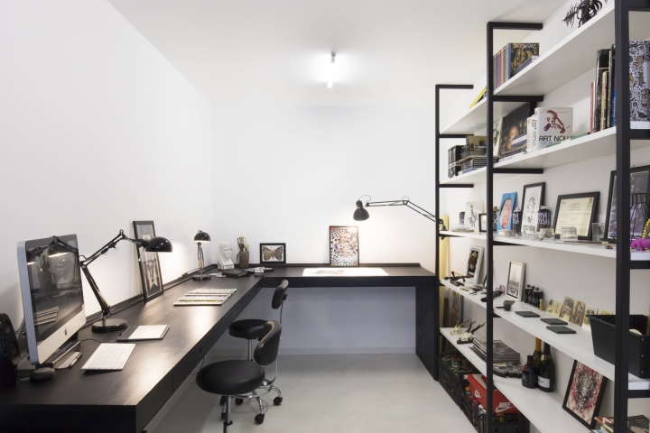 黑白极简双色纹身店-22