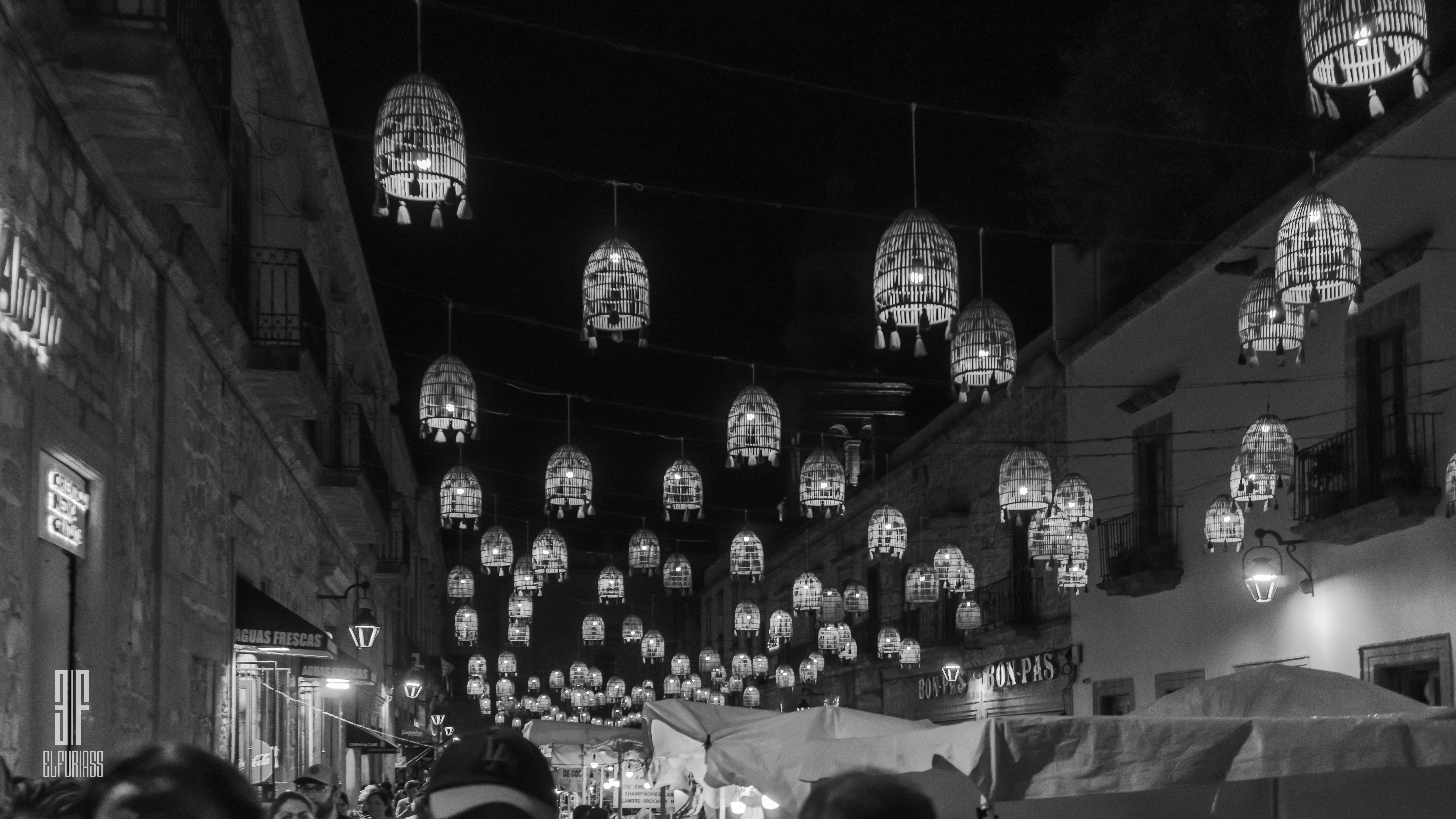 Ciudad en blanco y negro-11