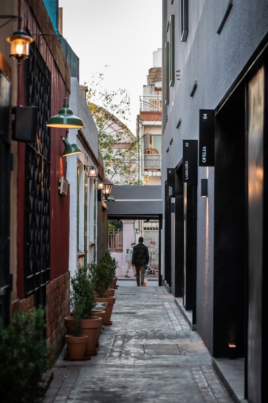 阿根廷百年修道院改造的购物中心-17