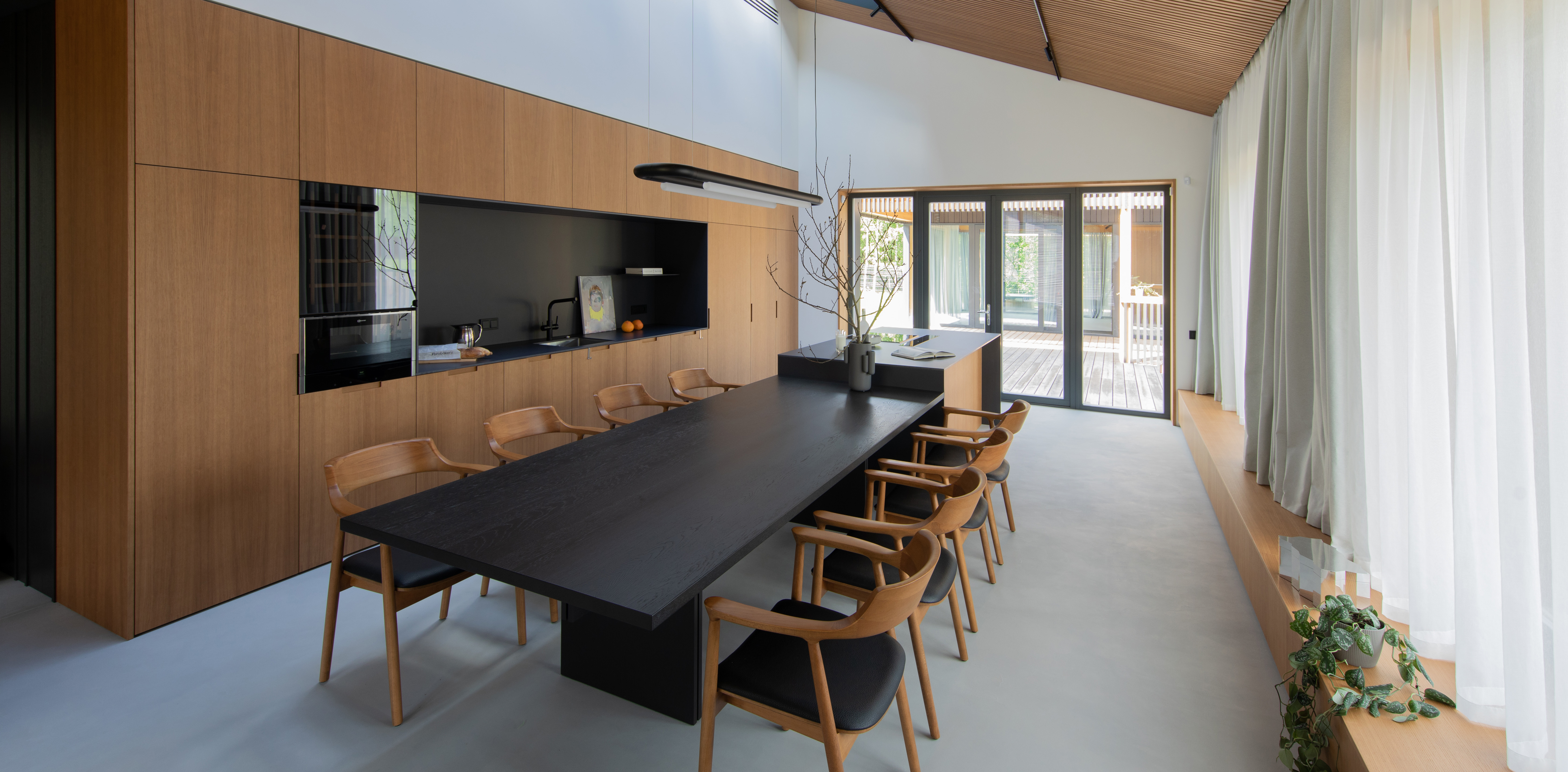 铱元素之家室内装饰（注：IRIDIUM常见为化学元素铱，这里这样翻译需结合具体语境，如果IRIDIUM有特定指代，则需根据实际情况调整） 丨白俄罗斯明斯克-17