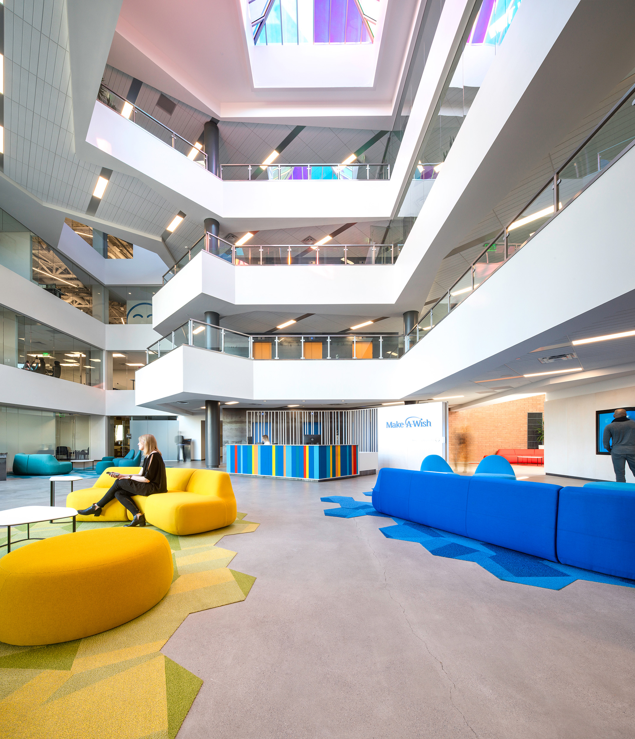 翻新 80 年代办公楼,打造充满活力的 Make-A-Wish 新家-7