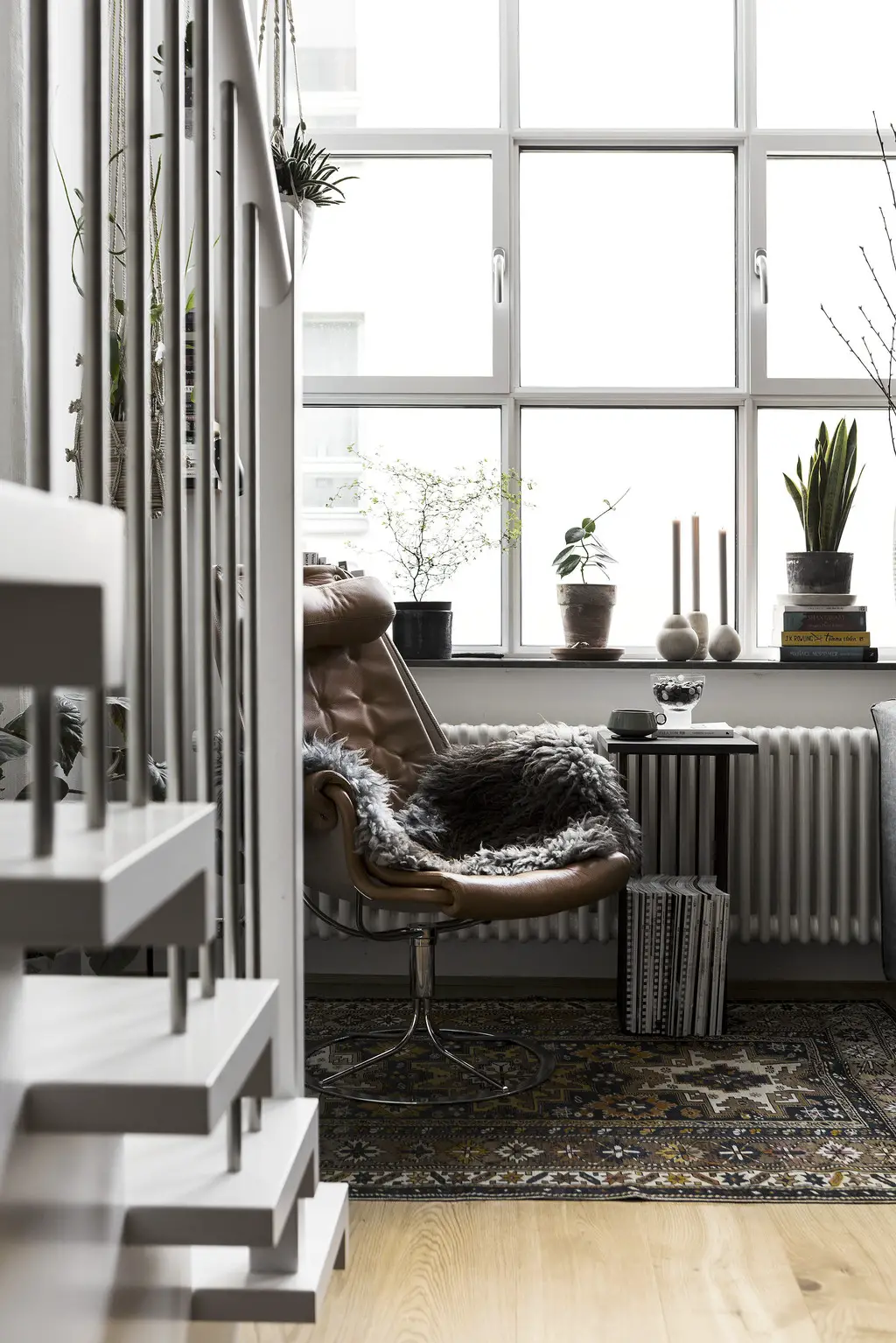 瑞典船厂改造的独特家庭阁楼-7