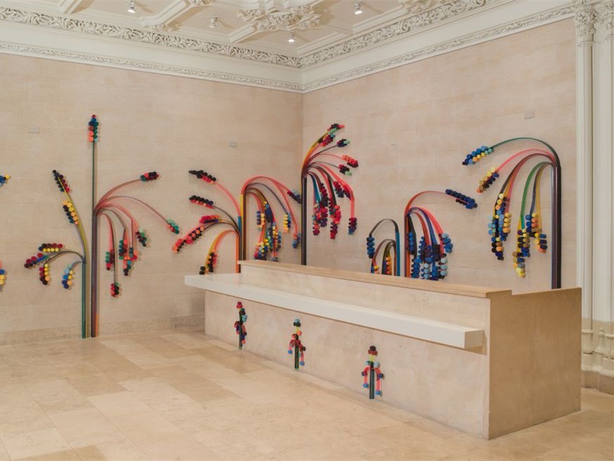 博物馆的植物状结构装置-3