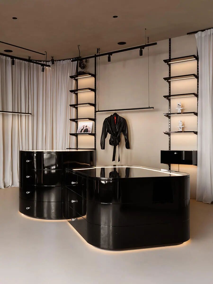 Alexandra Burmistrova——以对比、细腻和质感为基础展现创始人的内心世界-3