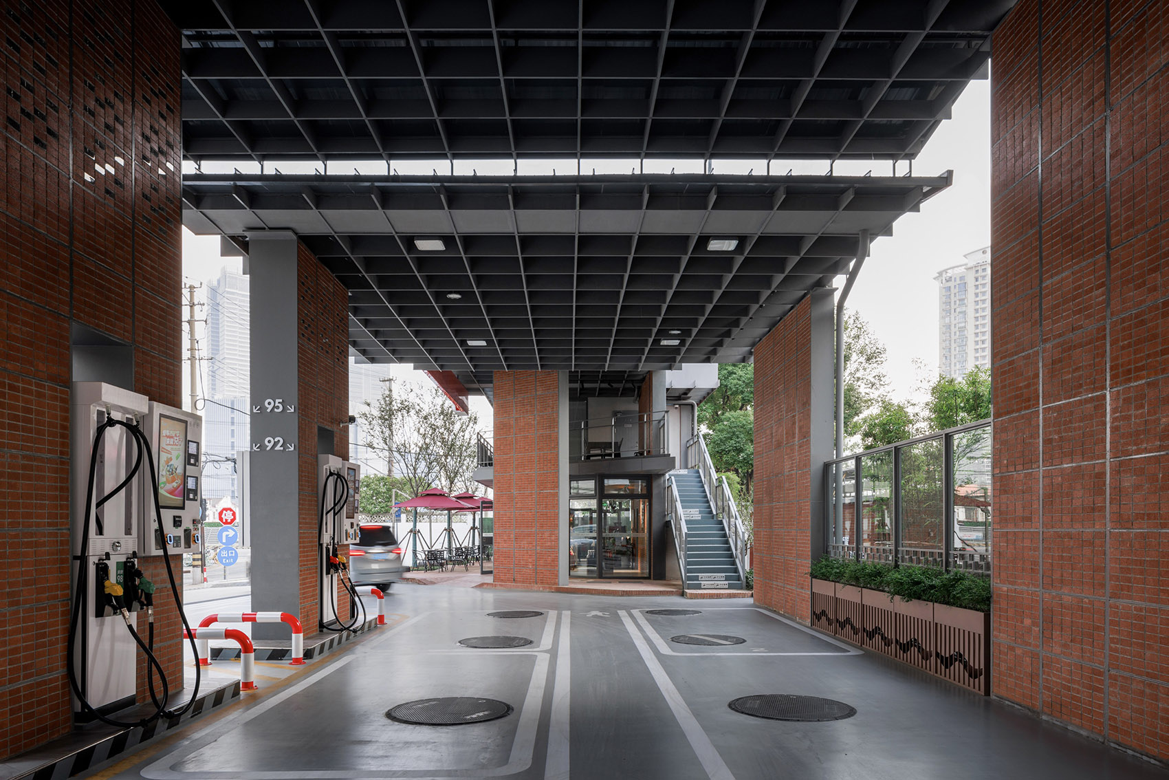 虹口区胜利加油站丨中国上海丨同济大学建筑设计研究院原作设计工作室-31