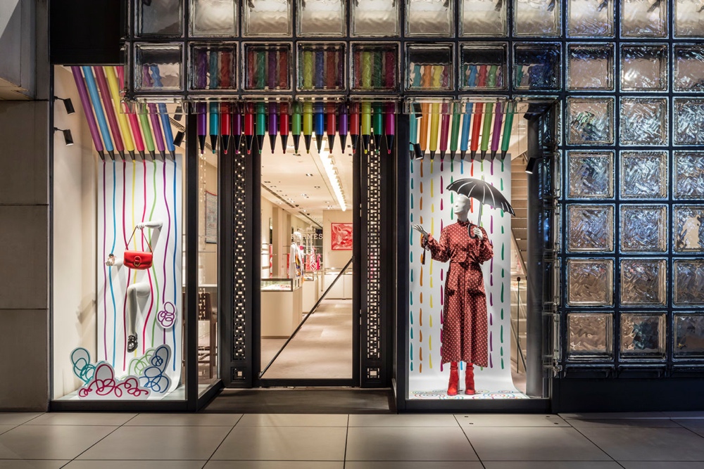 爱马仕橱窗里的梦幻色彩-6