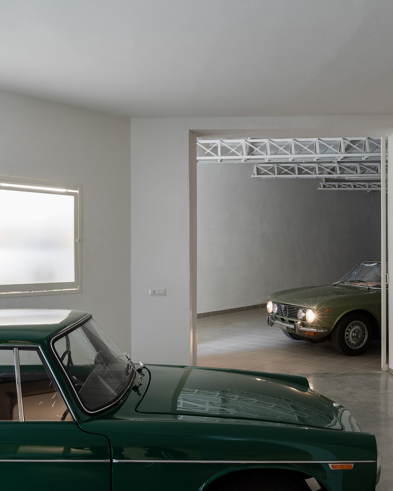 旧仓库变身高逼格车收藏室丨意大利丨Fontego Architettura-35
