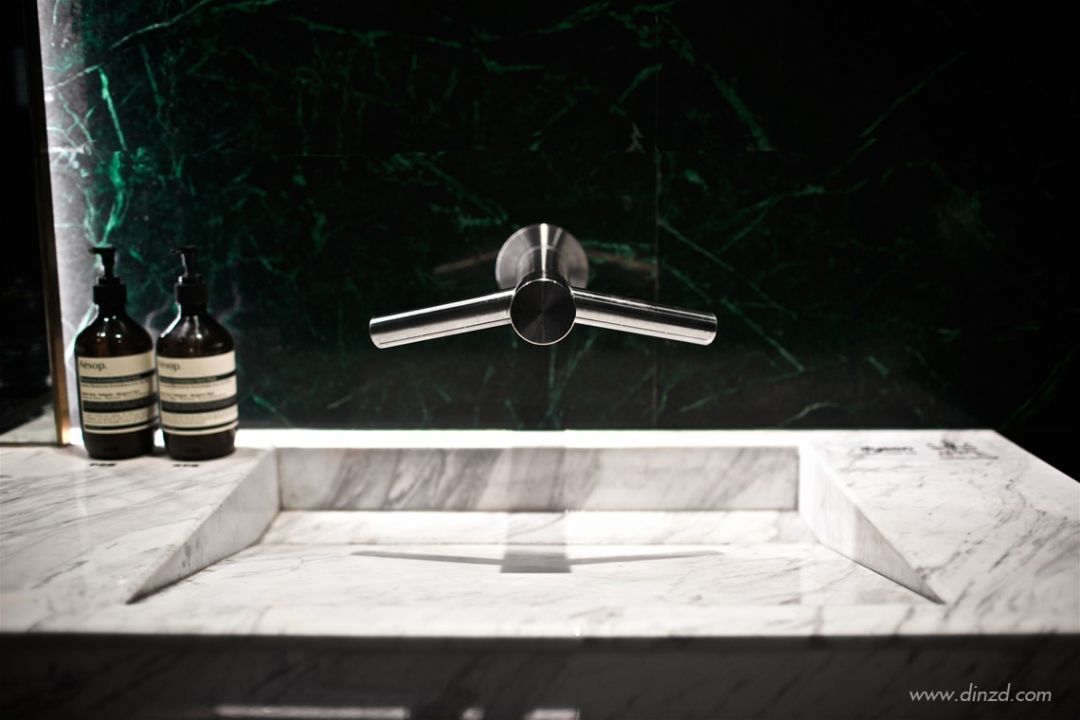 西安 TUESDAY AOYAMA 多领域创新复合店，金色悬浮盒子展现空间层次-28