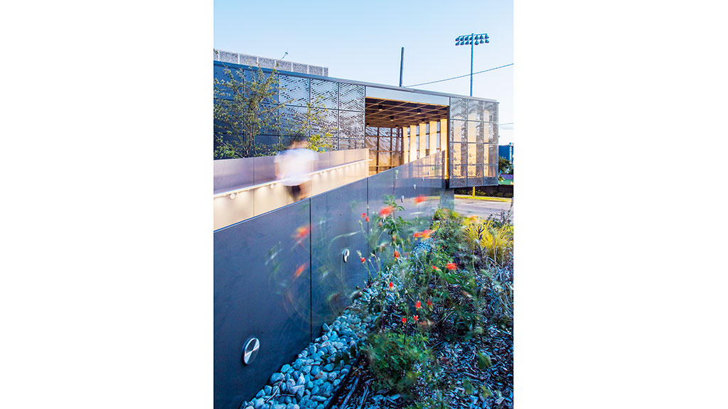 西雅图大学红鹰中心-3