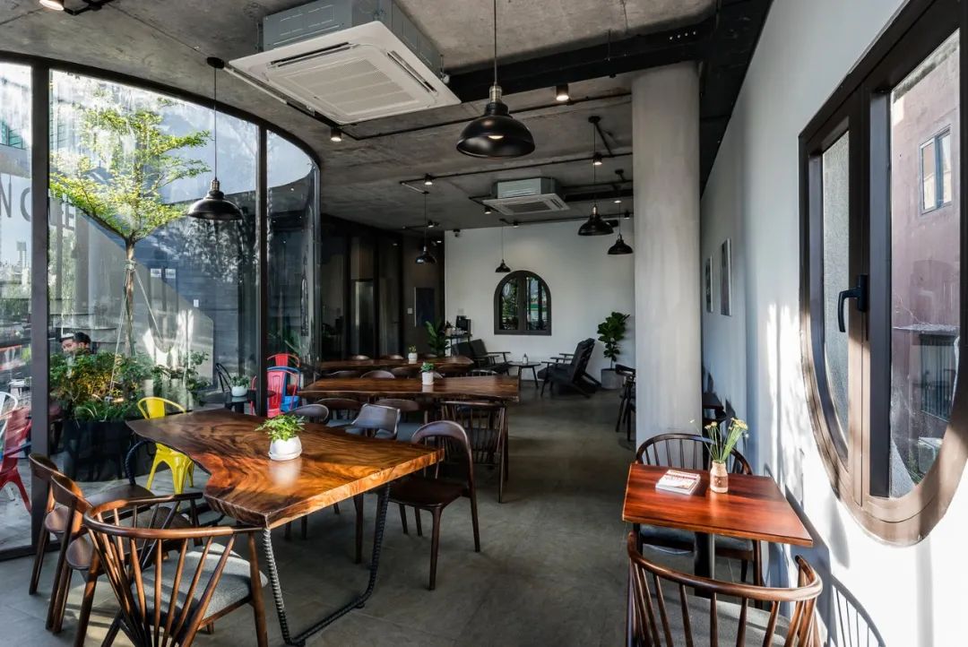 越南 420m²综合咖啡楼设计，打造自然与商业的完美融合-19
