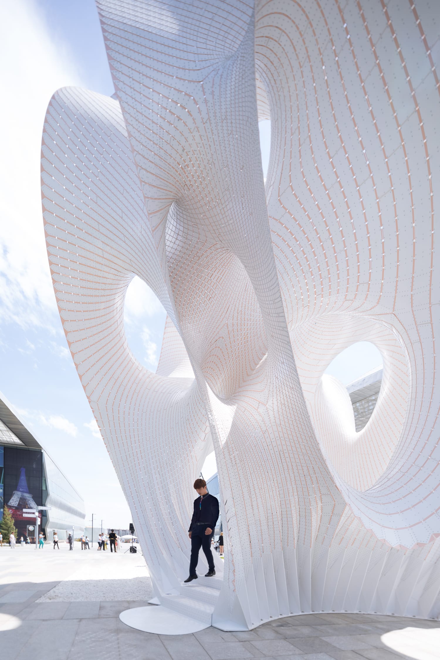 哈萨克斯坦白色卷曲亭-8