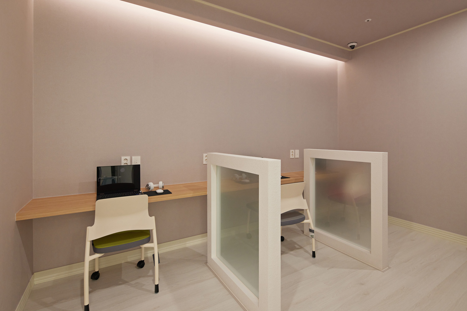 现代简约风格的 30 平米培训中心设计-12