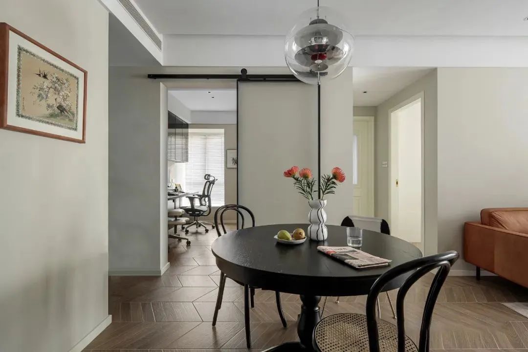 柔美复古风,79m²小两室婚房的精致设计-33