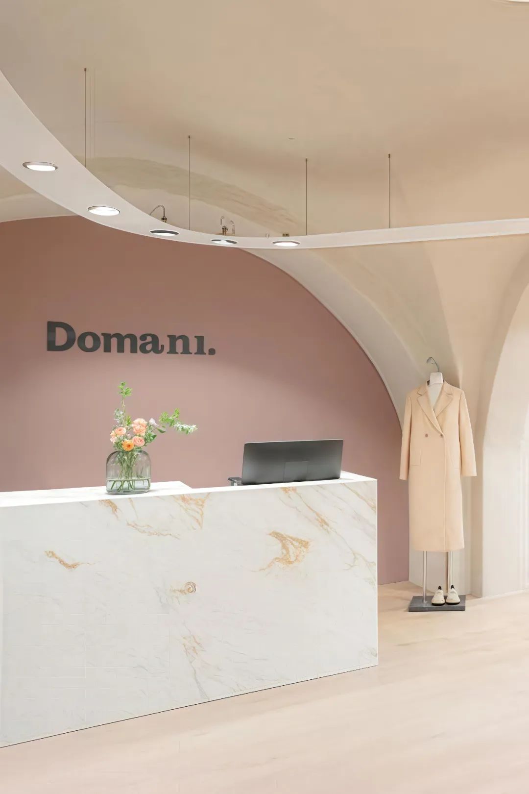 Domani精品店焕新设计丨因河畔加尔斯的安德烈亚斯·格尔策（Andreas Gerzer）-7