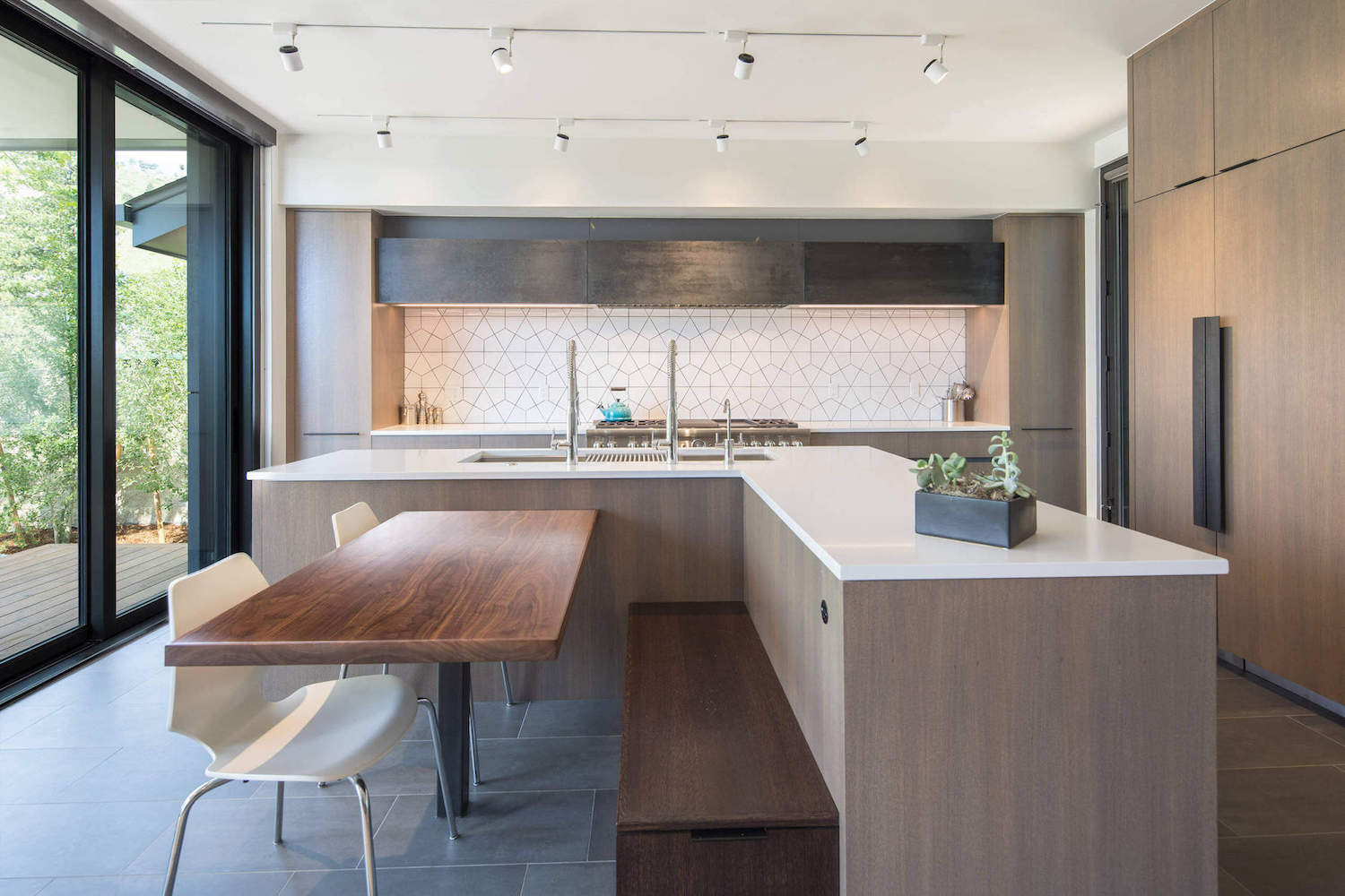 Elton R Construction redesigned and old Colorado residence into a bright, open space interior design   CAANdesign  Architecture and home design blog-4