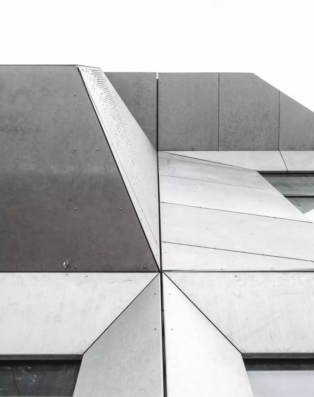 北欧粮库爆改成公寓楼，毛坯的样子比精装更帅气-49