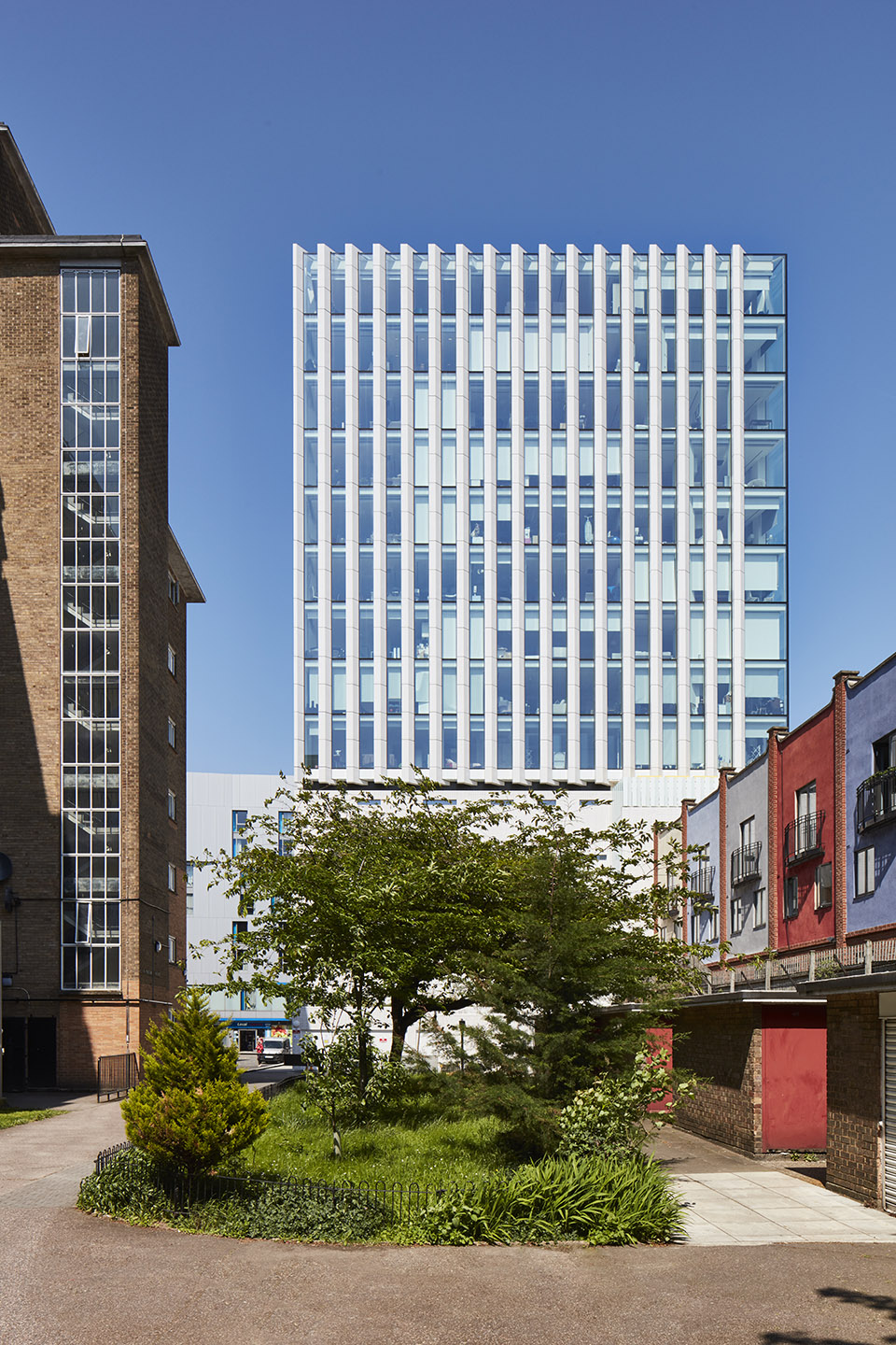 英国 The Music Bo· 当代媒体学院大楼丨SPPARC Studio-8