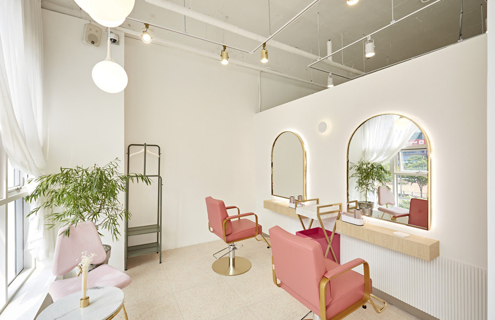 现代简约 46 平米美容室设计-10