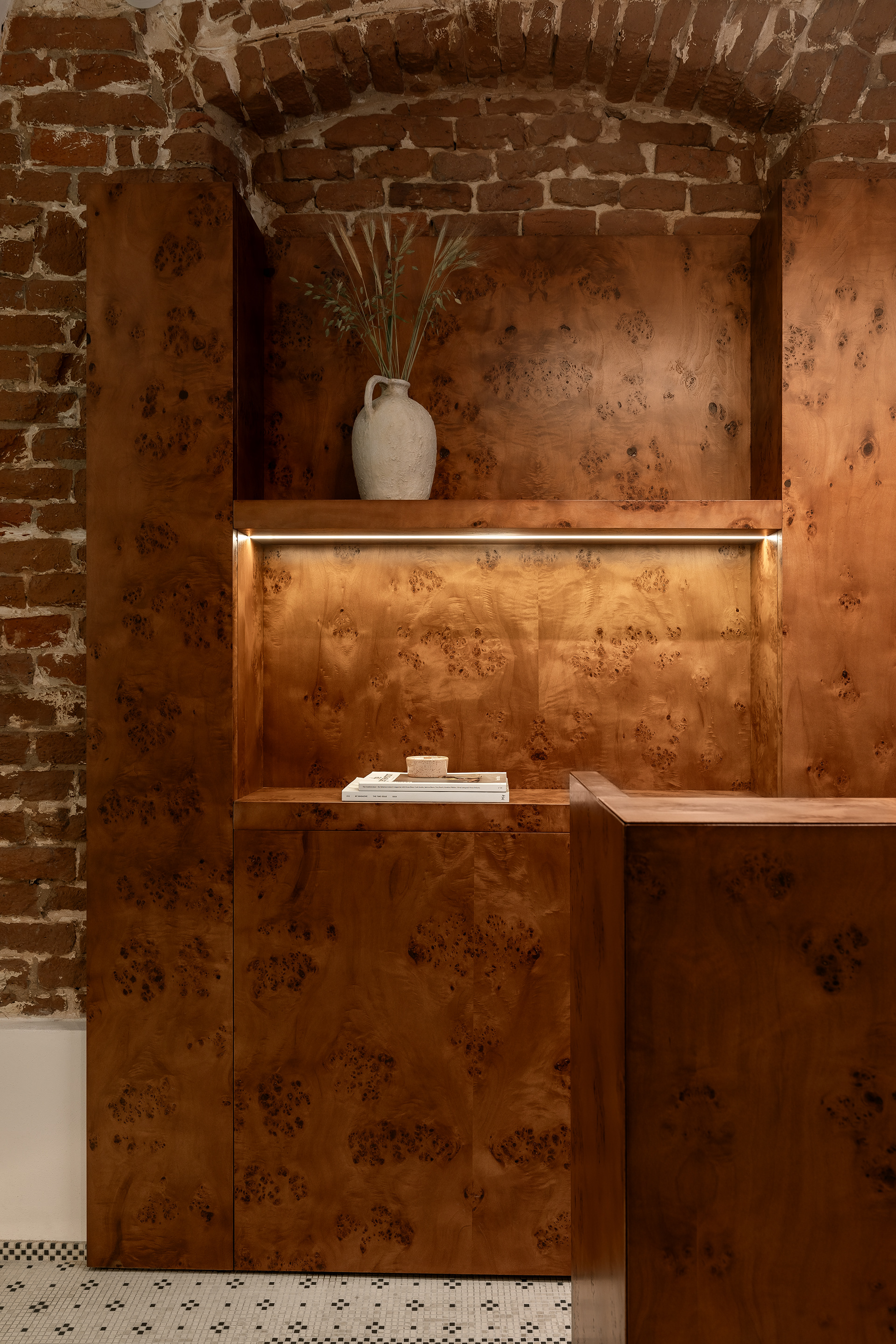 CICI COCO 展厅及咖啡馆丨乌克兰利沃夫-30