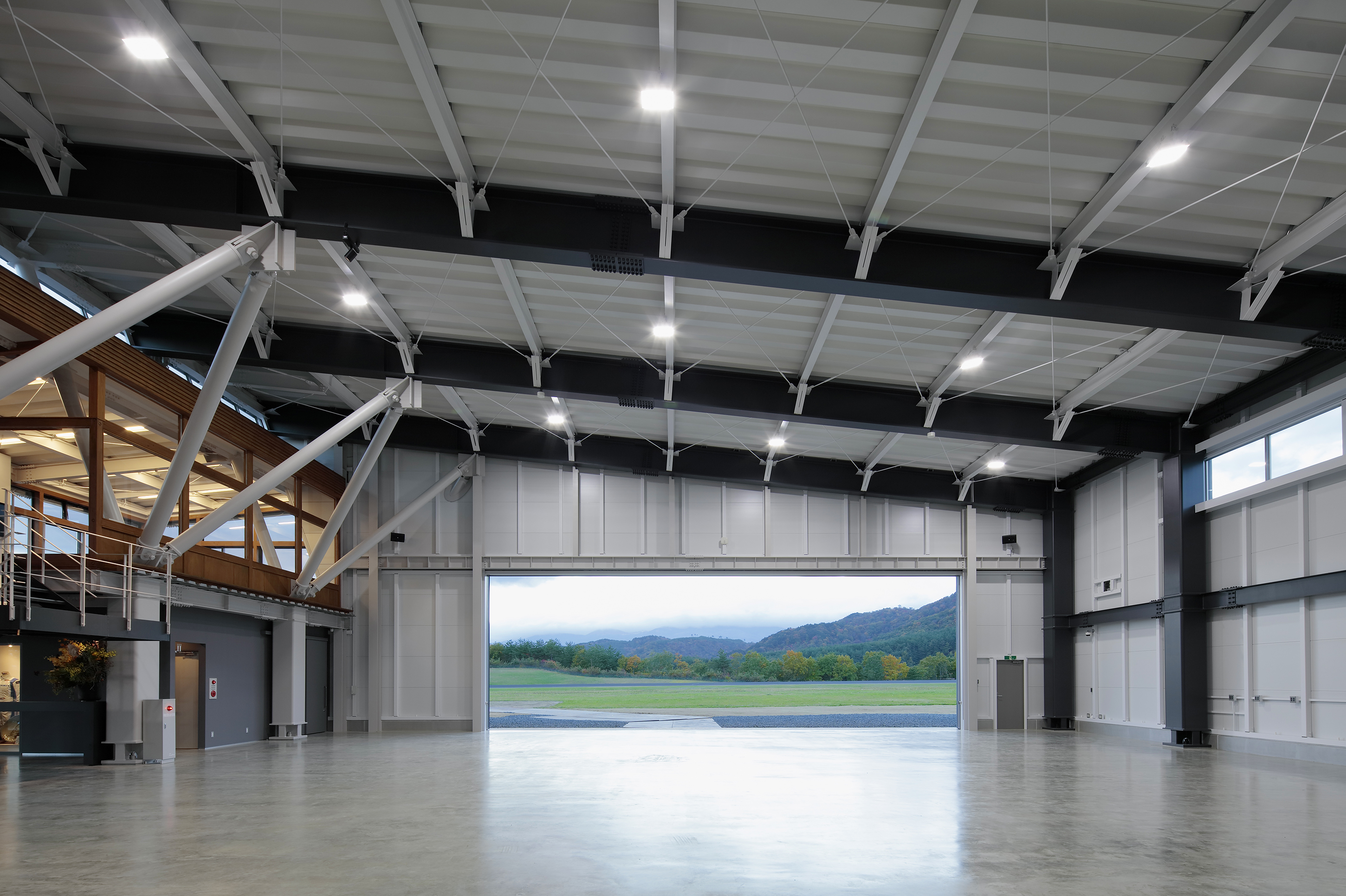 Hanger 1 航空機展示場丨日本福岛丨FEDL (Far East Design Lab.)-42