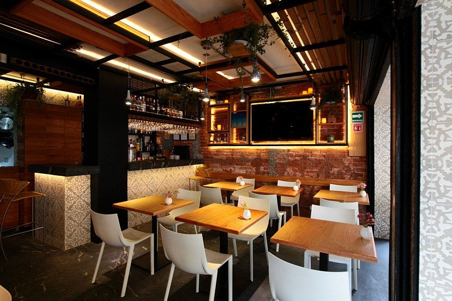 墨西哥城牛顿 105 餐厅——简约空间中的精致餐饮体验-5