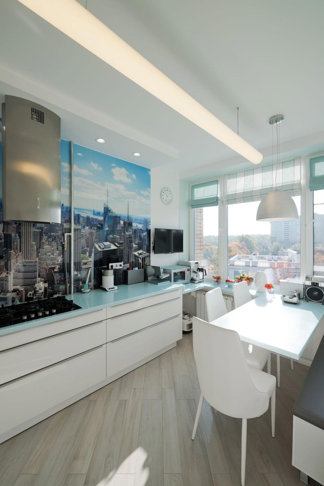 莫斯科 130 平米现代全白公寓——温馨舒适的双重功能空间-16