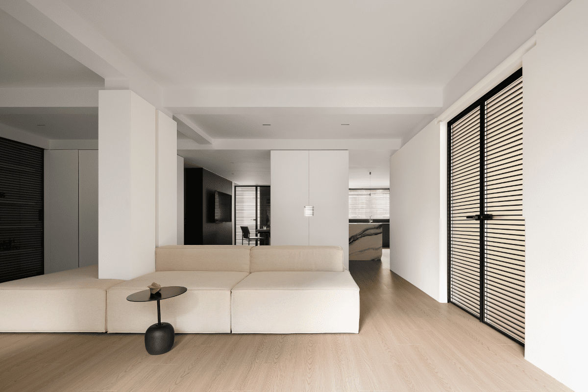 剥离繁杂,黑白描绘生活的纯粹与本真丨赫设计-0