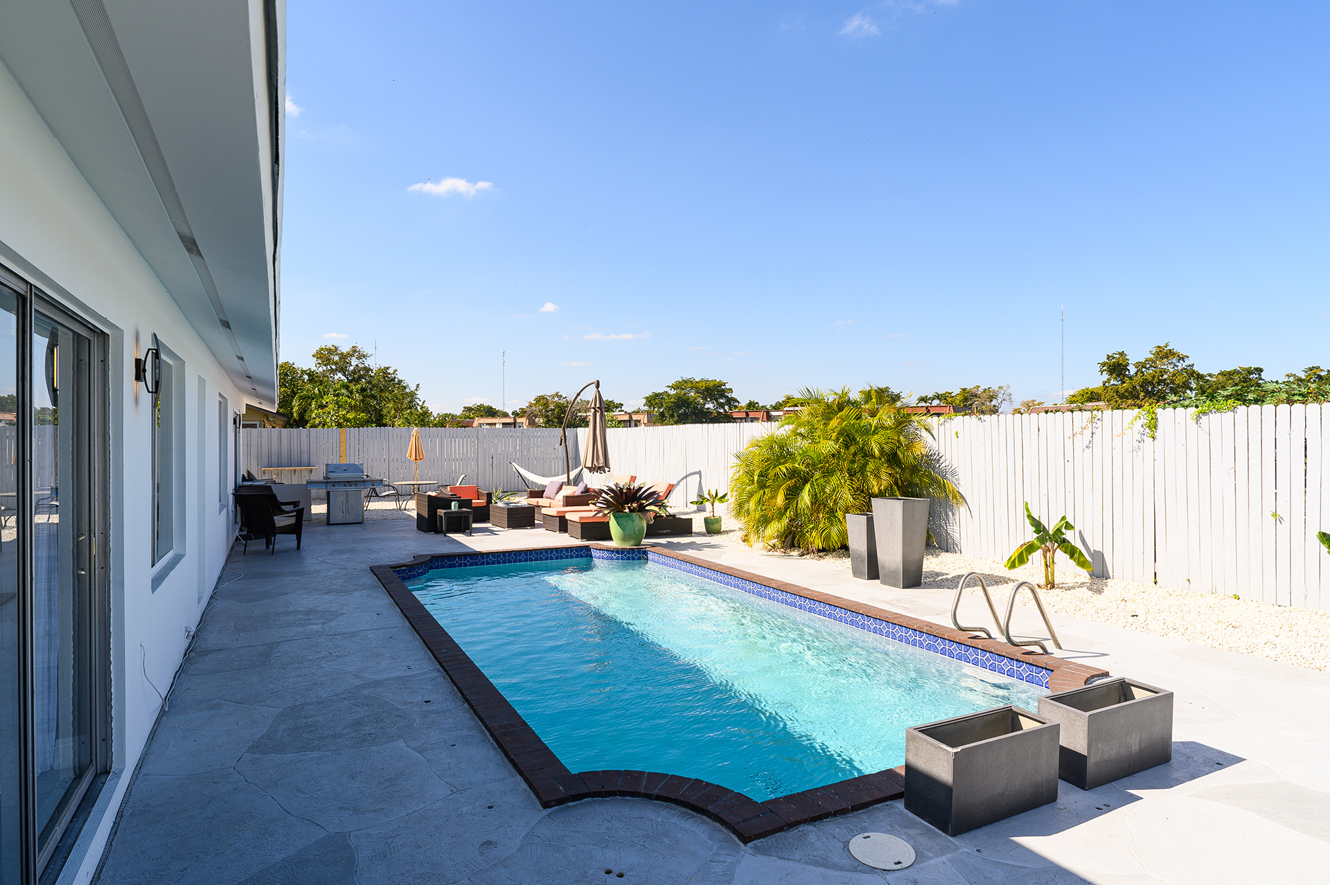 Complete Airbnb Listing 2-48