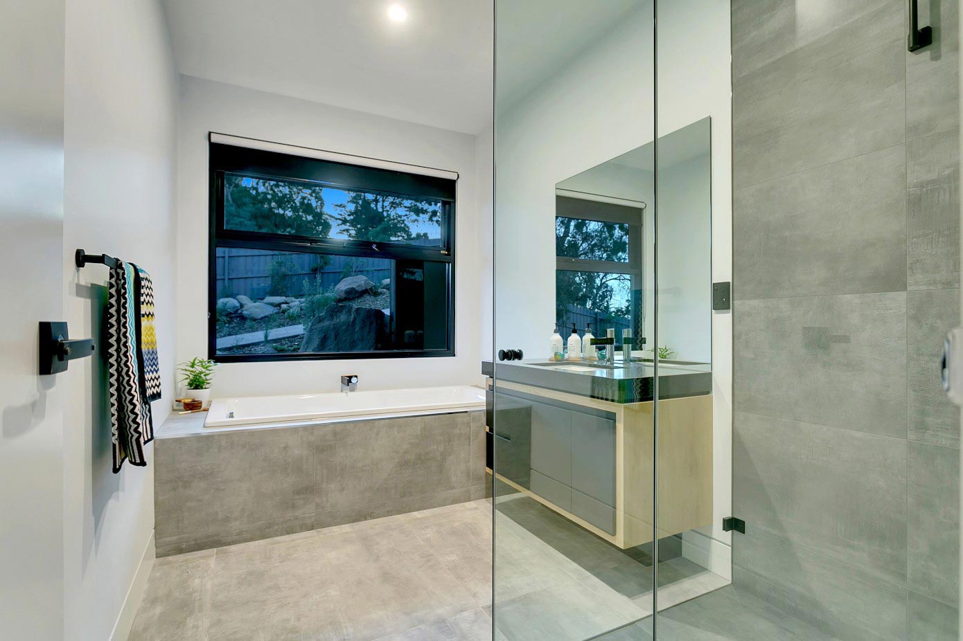 澳大利亚南弗兰克斯顿的现代豪华家居——小砖块工作室设计-2