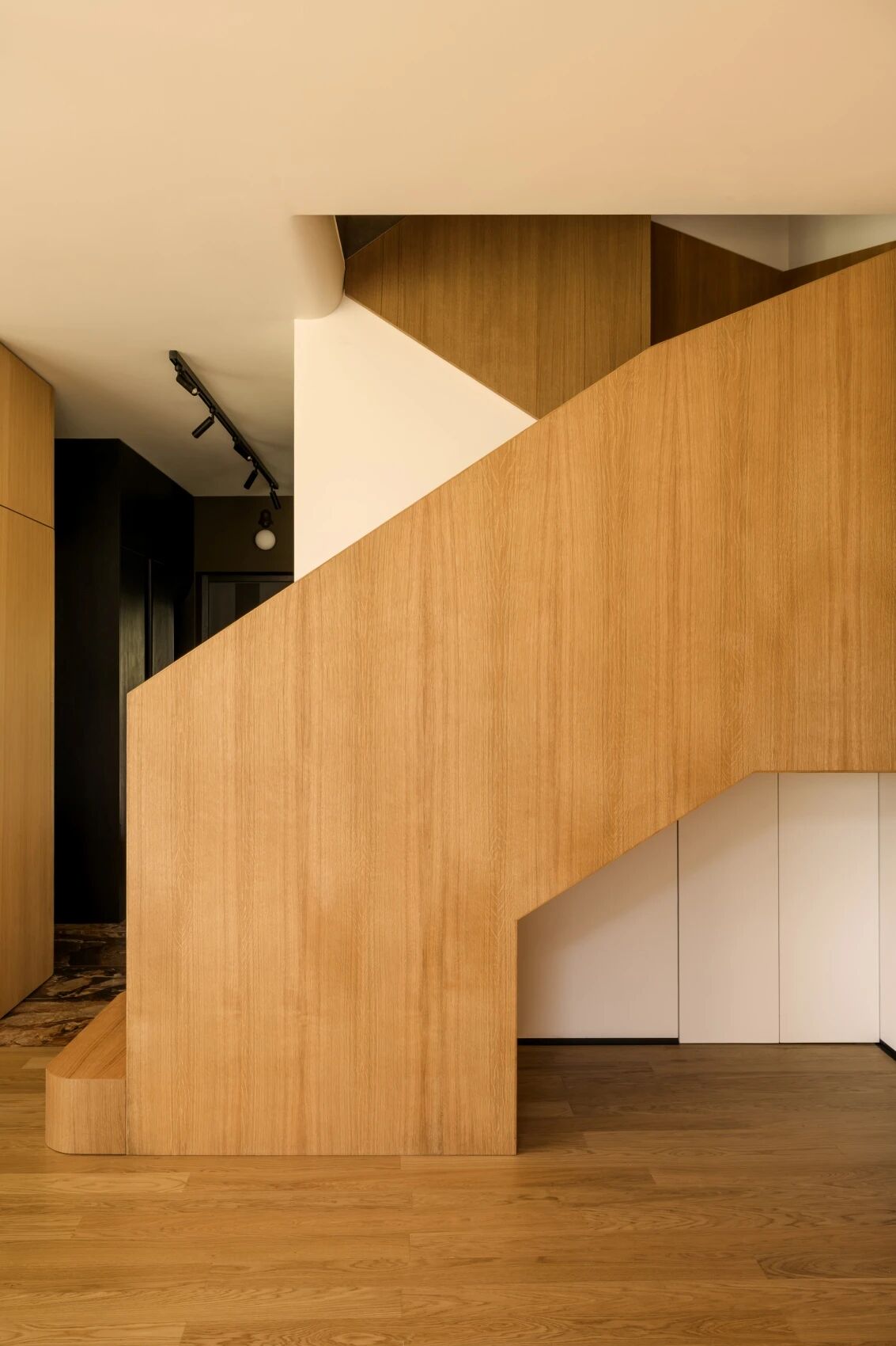 新作 bisoñ studio-13