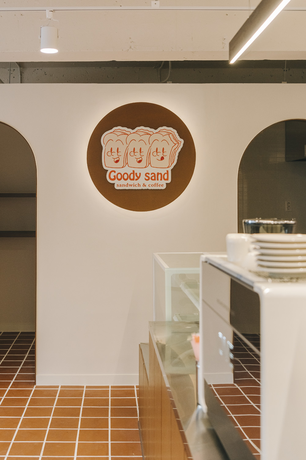 30 平米简约咖啡馆，打造精致空间-14