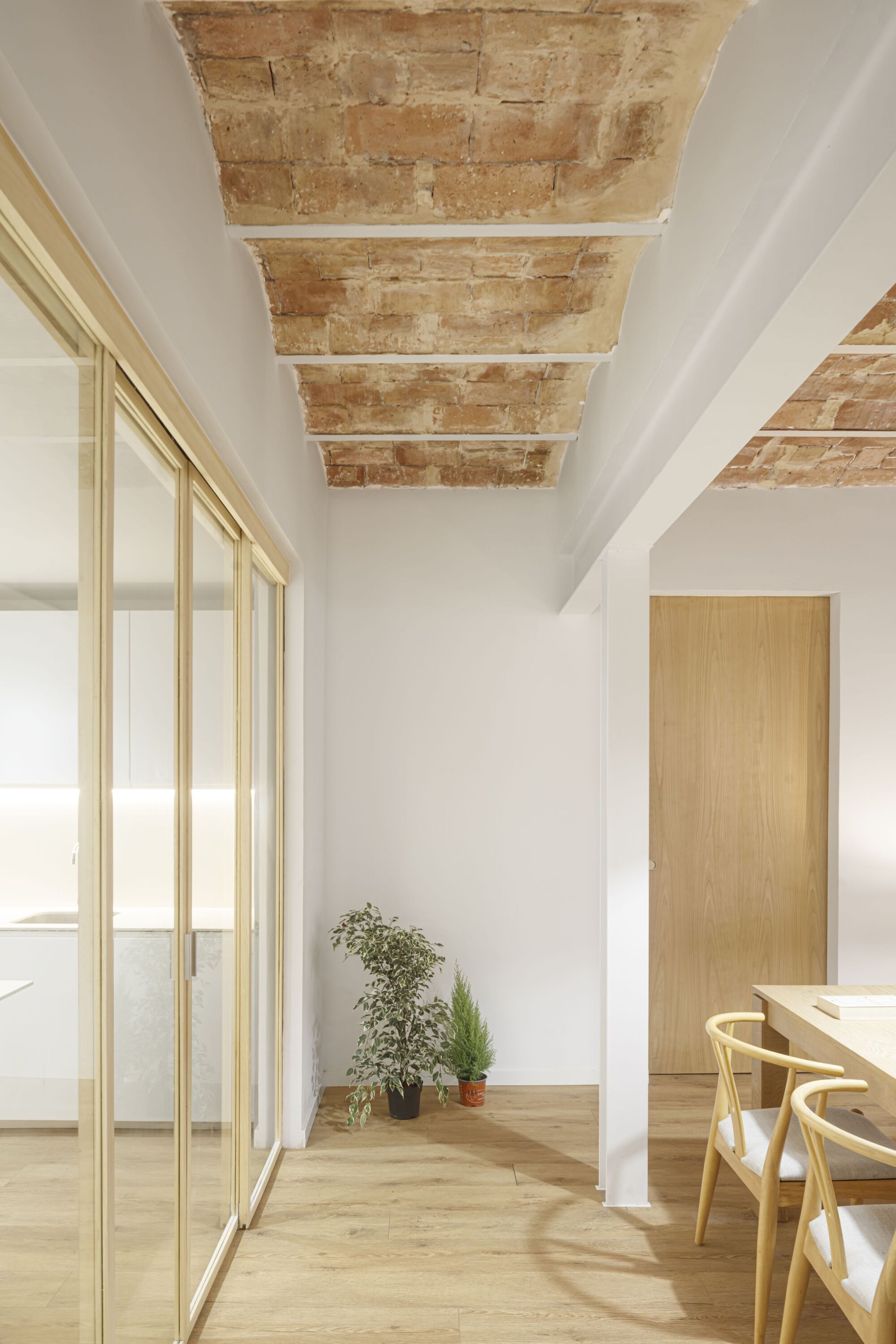 格雷西亚宅邸丨西班牙巴塞罗那丨Roman Izquierdo Bouldstridge-17