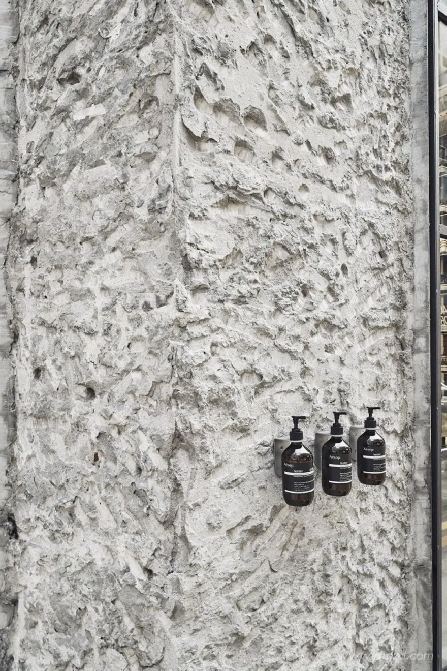 Aēsop 品牌文化打造与室内设计案例解析-42