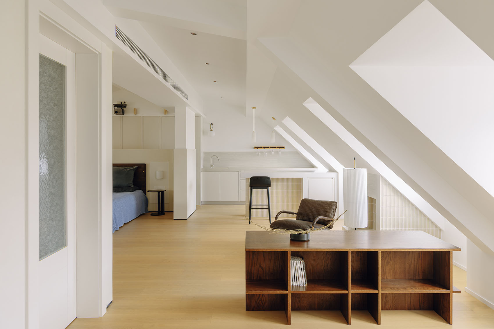 孟莎顶阁楼居所丨中国上海丨栖斯设计-27