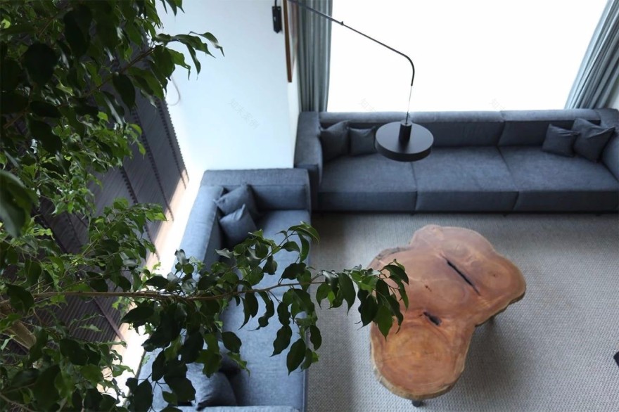 这个LOFT酒店装潢简单 / 住一晚却要6000块-55