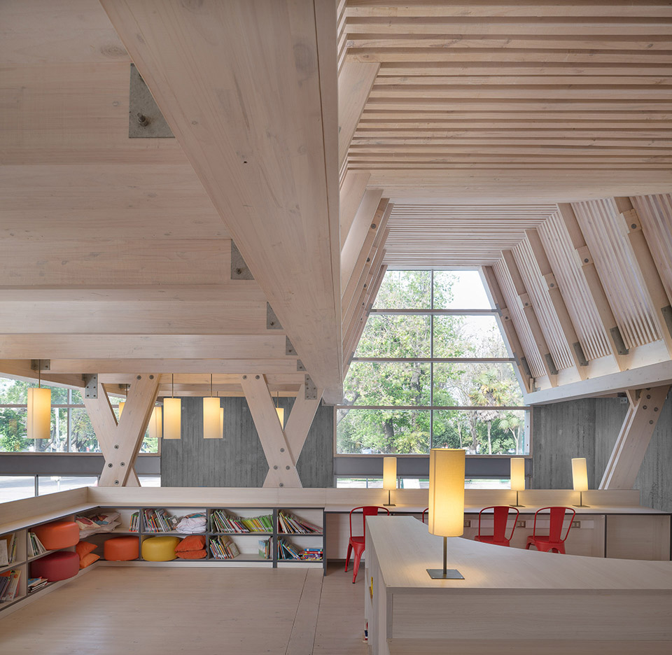 木结构图书馆,智利 / Sebastian Irarrázaval Arquitecto-36