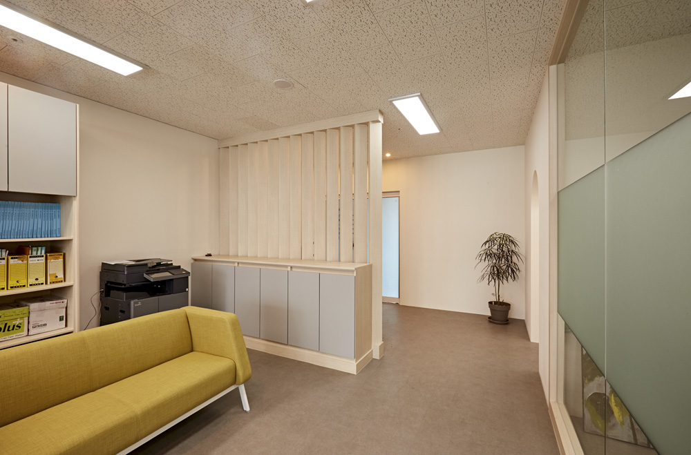 极简会计公司的 25 平米精致设计-7