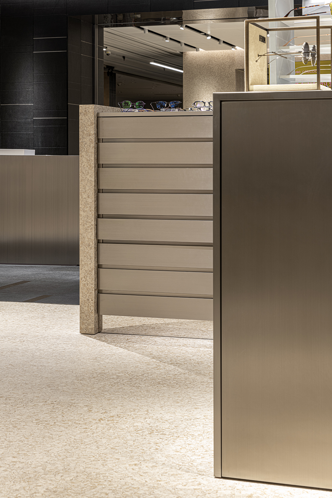 Réel 时尚女装店-34