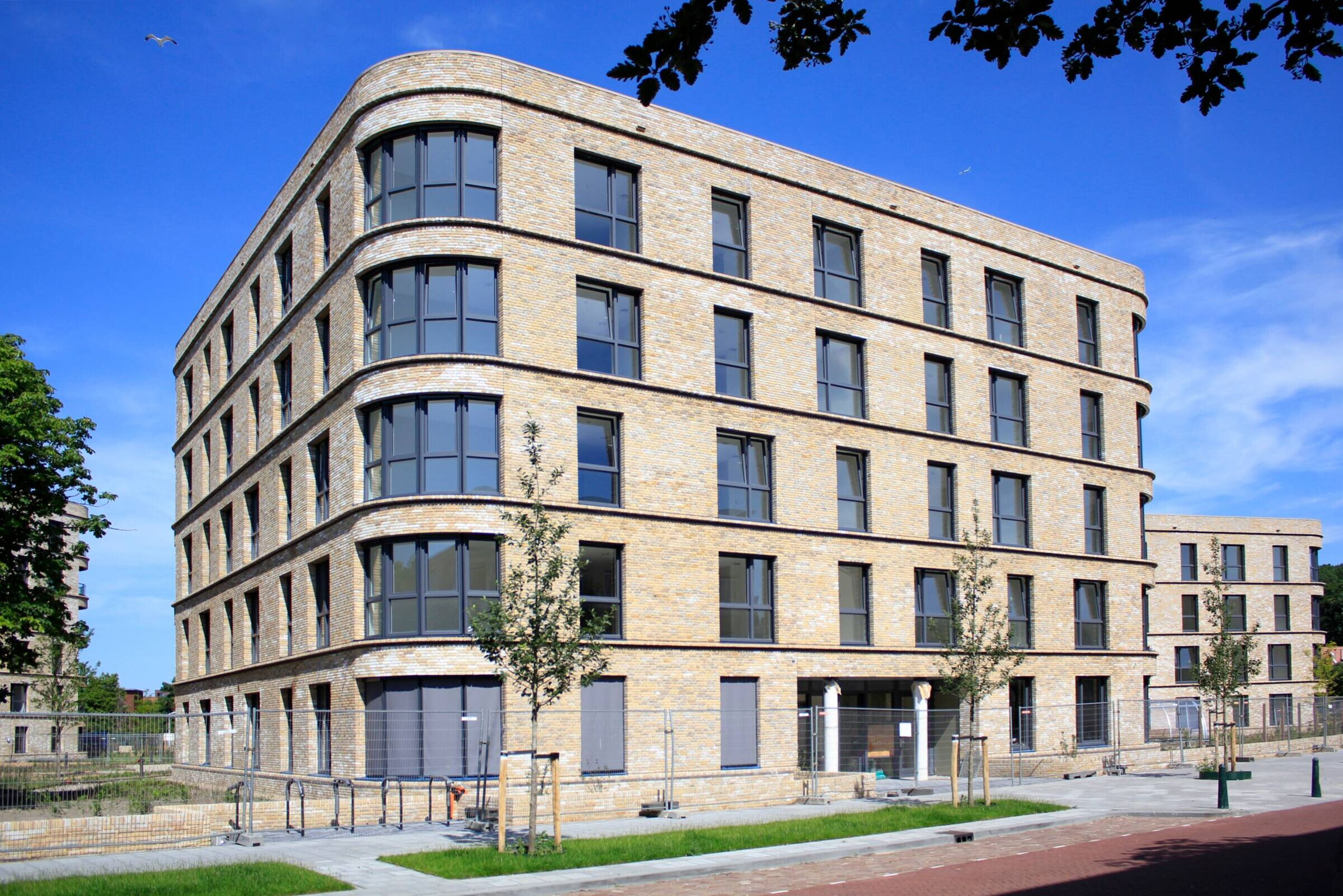 荷兰海牙绿色社区公寓设计-10