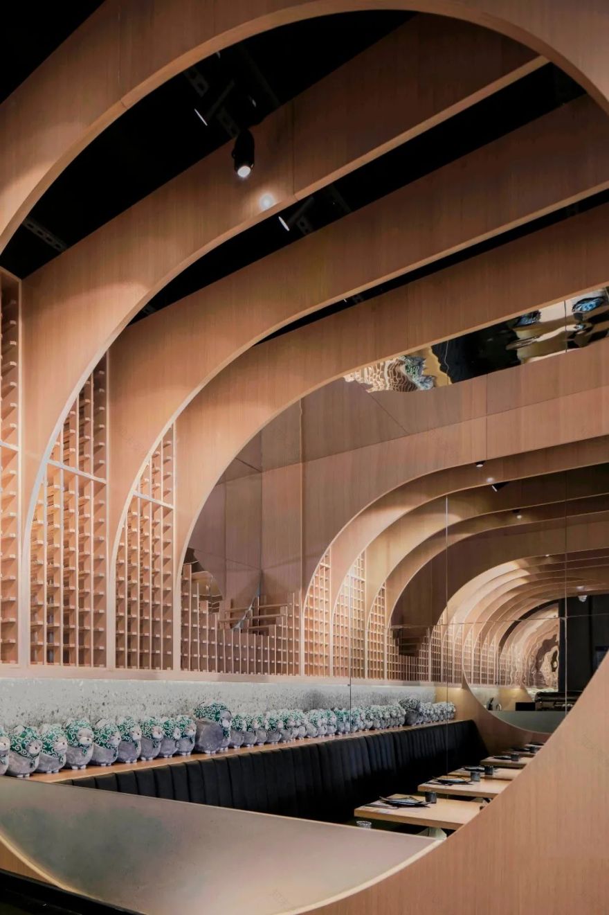 上海博华广场“兰町艳域”餐厅 | 镜面云雾中的梦幻艳遇-47