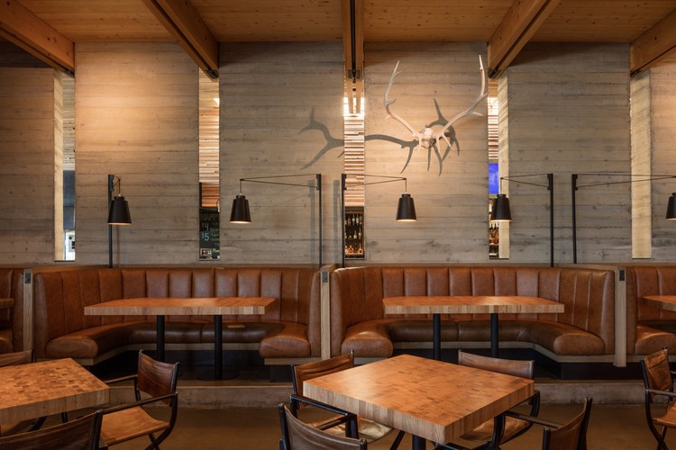 亚基马谷农业遗产的复兴 · Cowiche Canyon Kitchen and Icehouse Bar-37