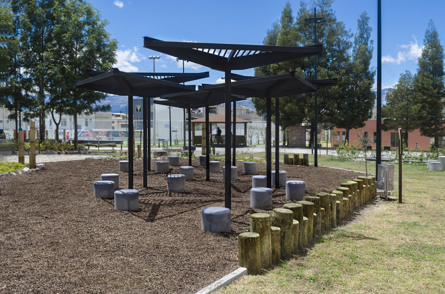 厄瓜多尔 6 月 6 日公园 | 社区参与的环境改造项目-61